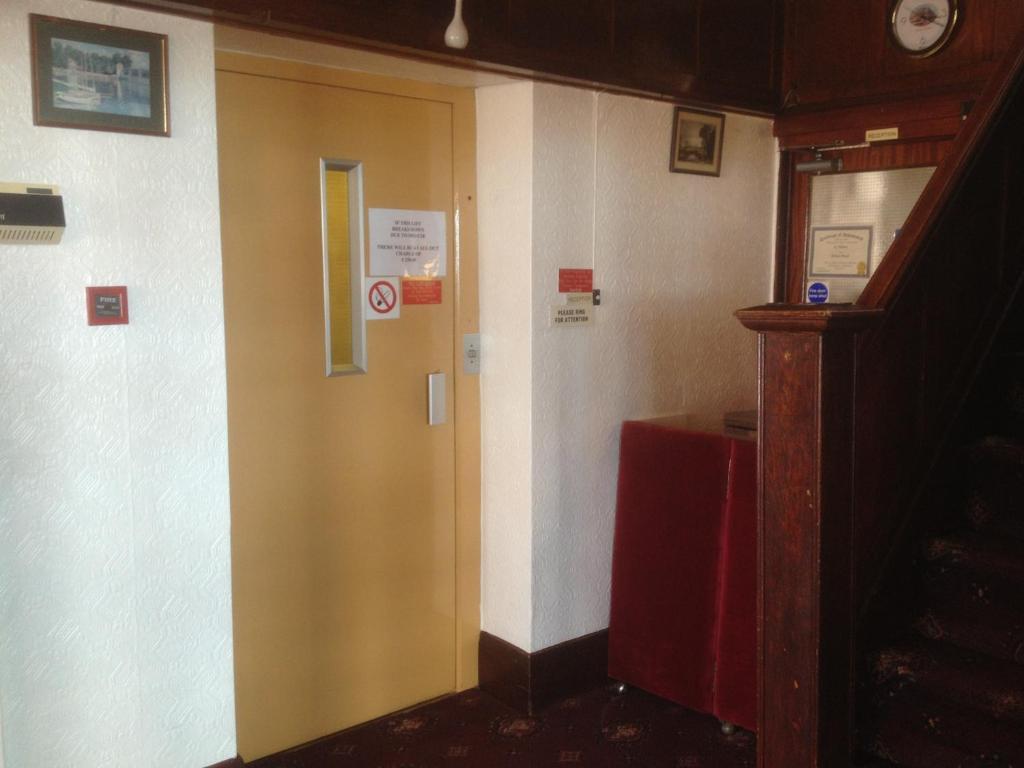 Delton Hotel Блекпул Екстериор снимка